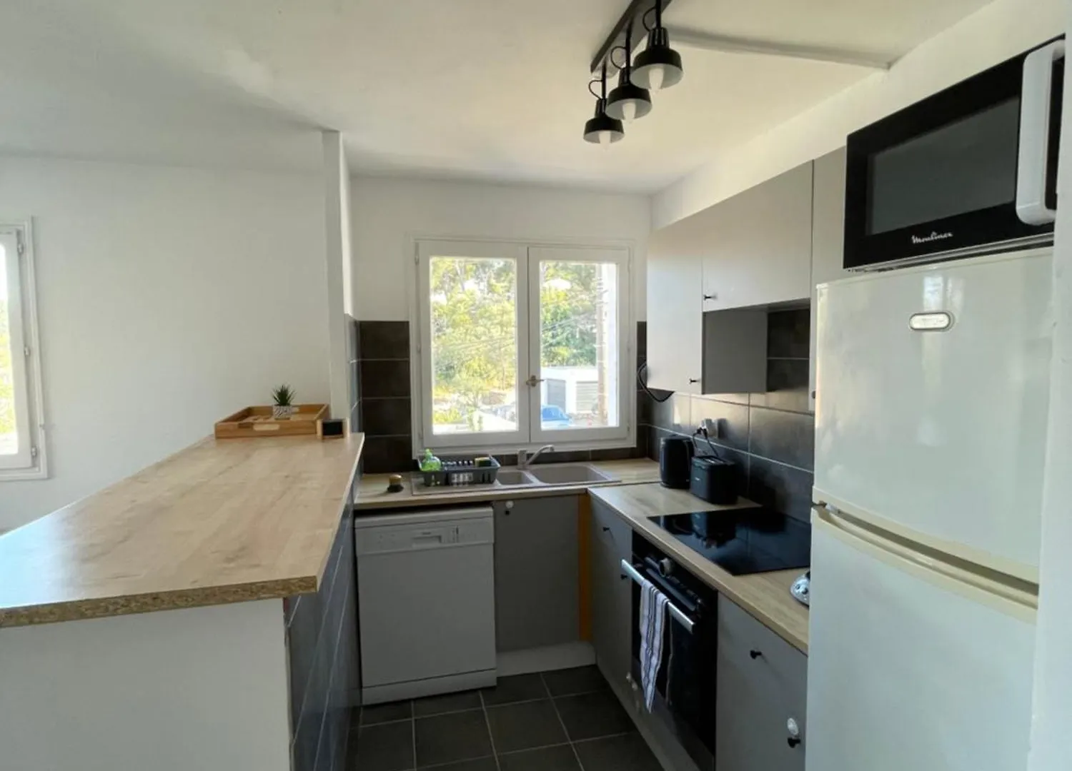 Haut De Villa Avec Vue Mer Et Terrasse La Ciotat Apartment